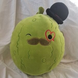 Squishmallows 12" Charles The Pickle, Valentine Version, NWT